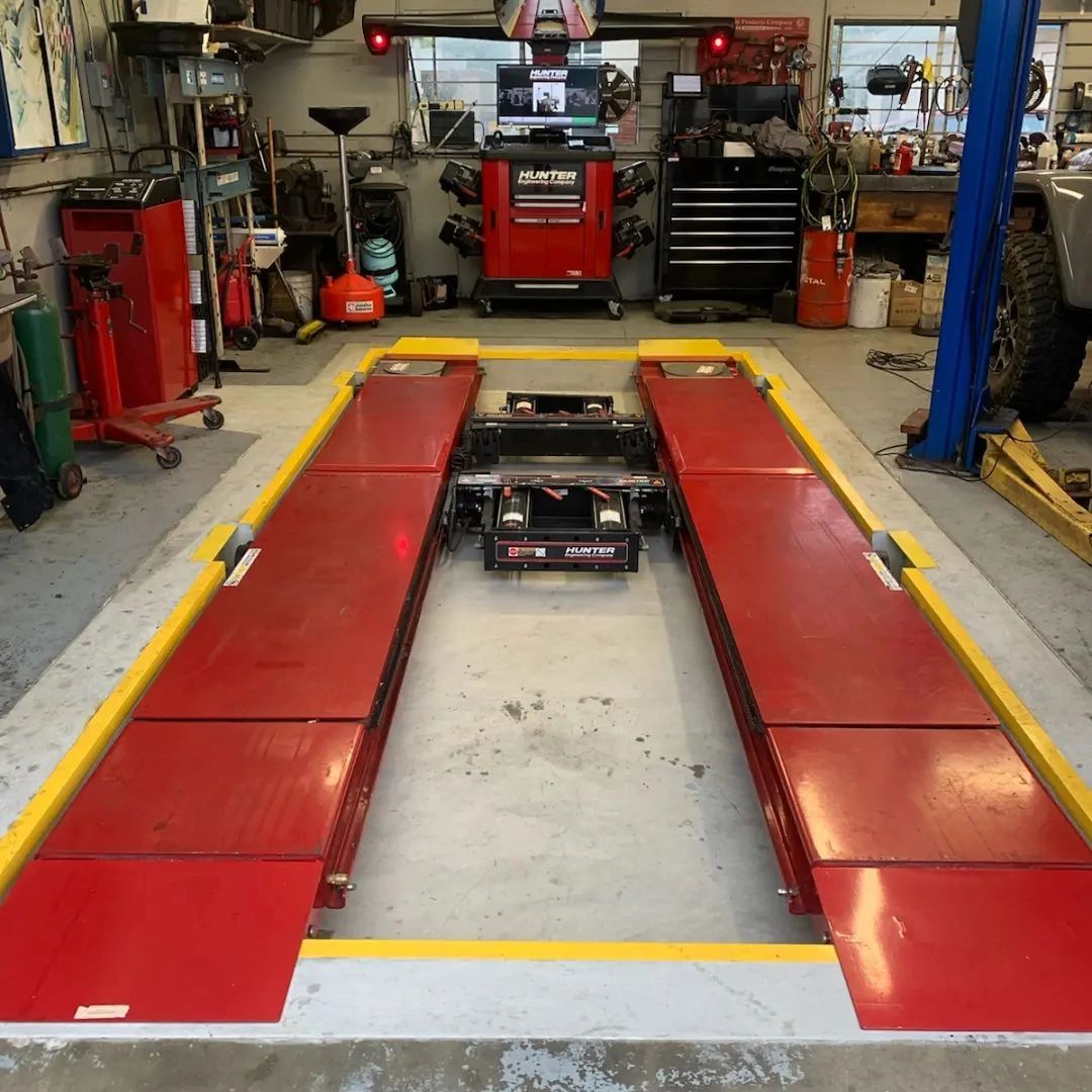 Hunter wheel alignment rack at Furgerson's Garage